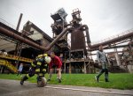 V Ostravě soutěžili nejtvrdší hasiči a hasičky, zdolávali Bolt Tower