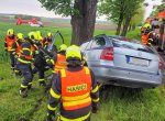 Auto na Opavsku narazilo do stromu, řidič byl na místě mrtvý