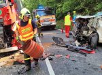 ​Střet dodávky a kamionu uzavřel silnici u obce Vrchy, jeden člověk byl zraněn