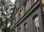 Bouřlivé téma: Ostravská univerzita je proti hradu a spol., vyvěsila tibetskou vlajku