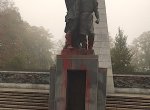 V Ostravě někdo poničil červenou barvou Památník Rudé armády