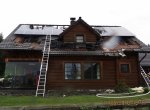 Blesk zapálil roubený dům, škoda je za 3 miliony