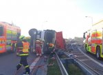 U přechodu se Slovenskem havarovaly tři kamiony. Silnice byla neprůjezdná