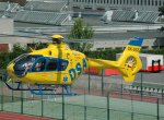 Ženu ve Frýdku-Místku srazil vlak, vrtulník ji transportoval do nemocnice
